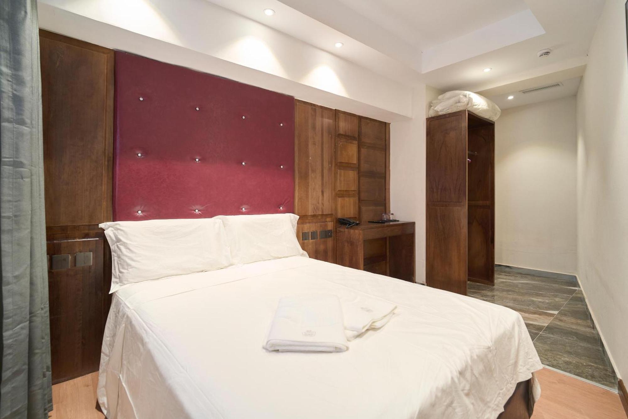 Menoir Dorsett Madrid Usera Стая снимка